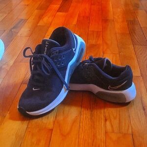 Nike Shoes Size 6.5